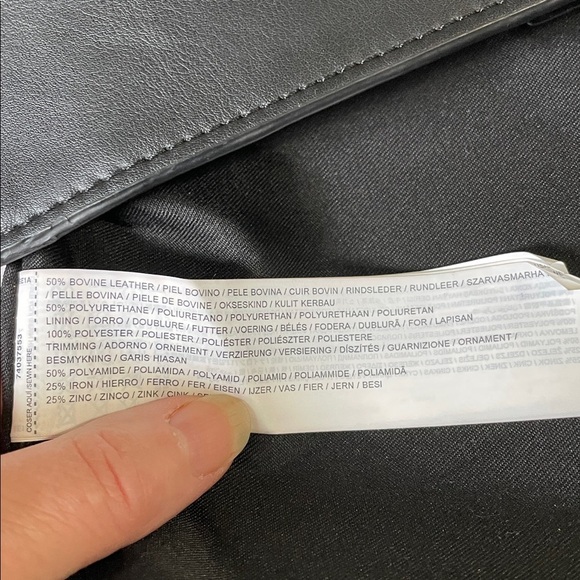 Mango | MNG | Black | 50% Bovine Leather | Clutch with Gold Ring/Tassel Accent - Picture 12 of 15